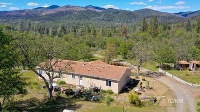 /international/us/frog-pond-ln-hayfork-ca-110106734412/