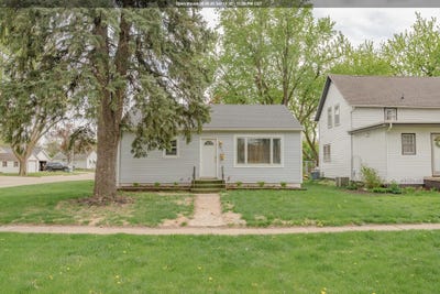 /international/us/424-e-10th-st-spencer-ia-110103623258/