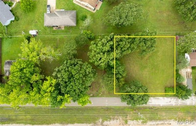/international/us/701-e-springfield-street-st-james-mo-110100263799/