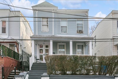 /international/us/778-elsmere-place-bronx-ny-110097472175/