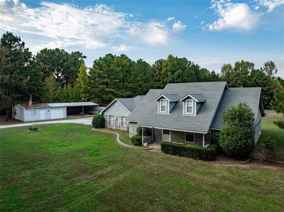 /international/us/1490-farm-road-2120-clarksville-tx-110095450311/