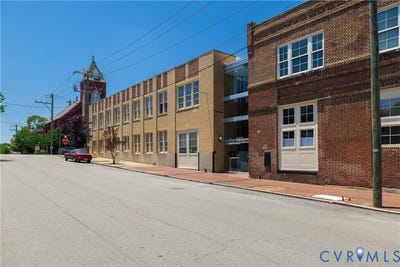 /international/us/306-n-26-th-street-richmond-va-110108813378/