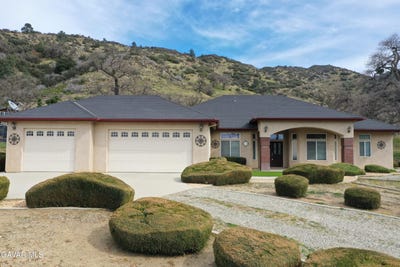 /international/us/23780-coyote-court-tehachapi-ca-110106582921/