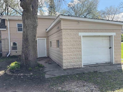 /international/us/710-2nd-street-evansdale-ia-110089164416/