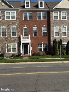/international/us/25680-pleasant-valley-road-chantilly-va-110107418211/
