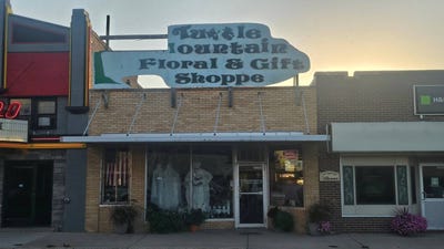 /international/us/513-main-st-bottineau-nd-110102527422/