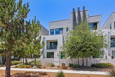 /international/us/250-novel-irvine-ca-110109056129/
