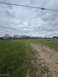 /international/us/bell-road-cambridge-oh-110098327385/