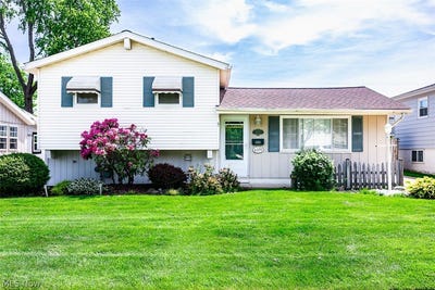 /international/us/6379-edgehurst-drive-brook-park-oh-110108349196/