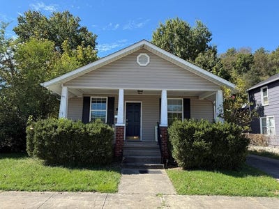 /international/us/209-frank-street-paintsville-ky-110102754881/