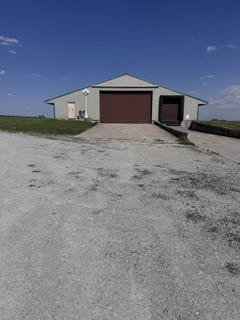 /international/us/6701-strayer-road-cedar-falls-ia-110108342538/