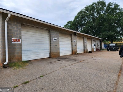 /international/us/368-adams-clarke-road-commerce-ga-110107333719/