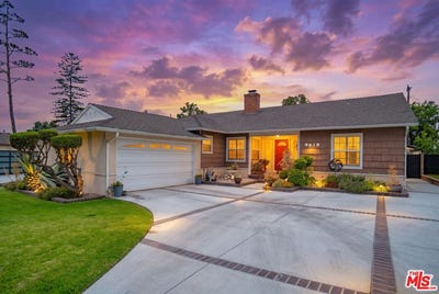 /international/us/9619-s-11th-ave-inglewood-ca-110107958685/