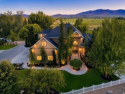 /international/us/4078-w-12350-s-payson-ut-110107895397/