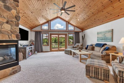 /international/us/1820-parkland-drive-arkdale-wi-110108821719/