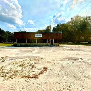 /international/us/9014-central-avenue-waycross-ga-110102387535/