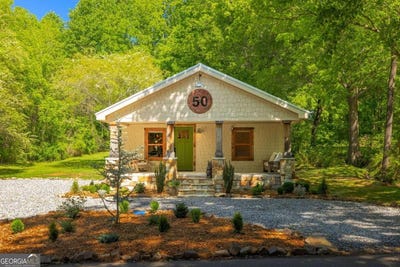 /international/us/50-river-street-blue-ridge-ga-110108385684/