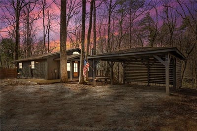 /international/us/101-evening-shade-clayton-ga-110107777741/