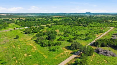 /international/us/mustang-trail-lot-6-strawn-tx-110108064709/