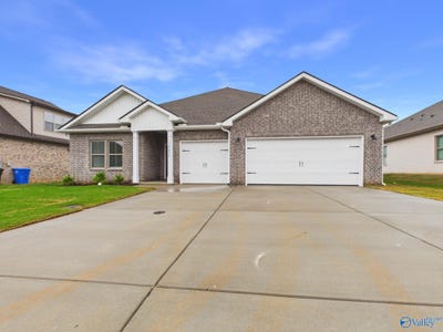 /international/us/18072-longleaf-drive-athens-al-110108506468/