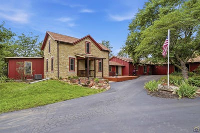 /international/us/26906-gladden-rd-maple-hill-ks-110109027618/