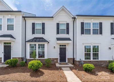 /international/us/5008-patton-drive-gastonia-nc-110101293489/