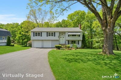 /international/us/4-woodland-hollow-street-windsor-locks-ct-110108472728/