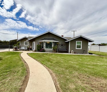 /international/us/10787-rd-256-terra-bella-ca-110110272035/