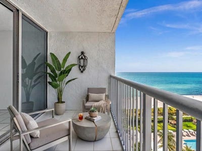 /international/us/2655-collins-avenue-miami-beach-fl-110107488084/