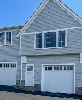 /international/us/55-john-clarke-road-middletown-ri-110100949060/