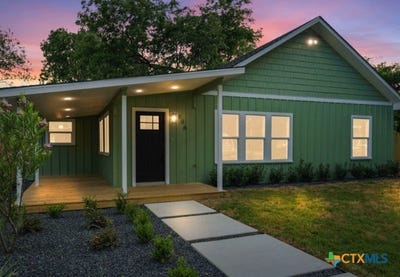/international/us/806-21st-street-hondo-tx-110098530436/
