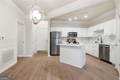 /international/us/1850-cotillion-drive-3405-dunwoody-ga-110119729192/