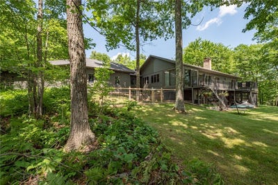 /international/us/12629w-twin-lake-road-hayward-wi-110100584375/