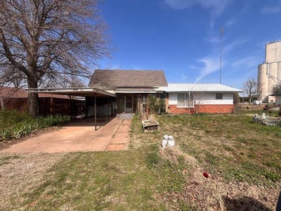 /international/us/1243-maple-street-nash-ok-110106494428/