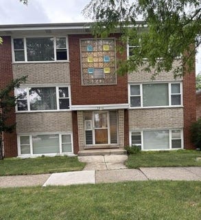 /international/us/7814-w-belmont-avenue-chicago-il-110119535783/