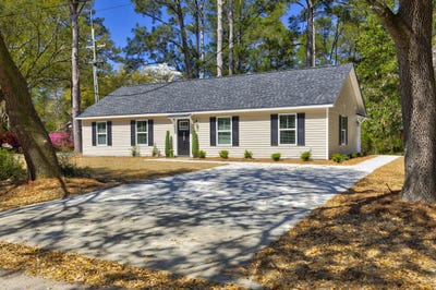 /international/us/122-thompson-street-walterboro-sc-110101190952/