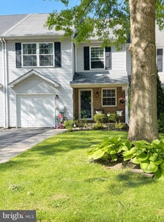 /international/us/4940-tall-cedar-pipersville-pa-110108741061/