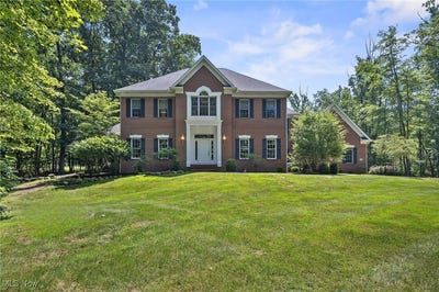 /international/us/6039-ledgeview-drive-boston-heights-oh-110100802380/