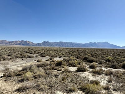 /international/us/30-acres-lipe-road-crescent-valley-nv-110103045760/