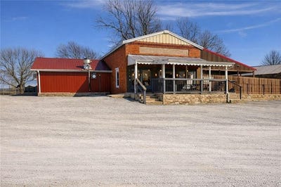 /international/us/21966-park-street-chillicothe-mo-110106668325/