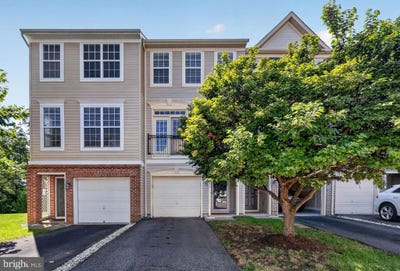 /international/us/15653-john-diskin-circle-woodbridge-va-110120127820/