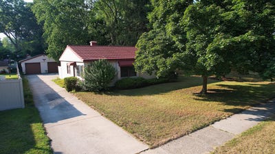 /international/us/906-mills-avenue-muskegon-mi-110101069553/