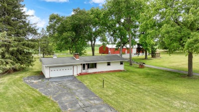 /international/us/9801-peterson-road-brooklyn-mi-110108907433/
