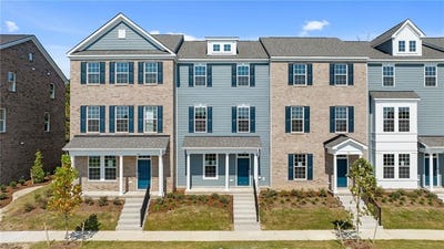 /international/us/174-freeman-drive-hampton-va-110107998299/