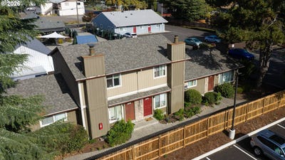 /international/us/461-w-gloucester-st-gladstone-or-110120415650/