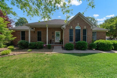 /international/us/2400-nicklaus-lane-franklin-ky-110107828381/