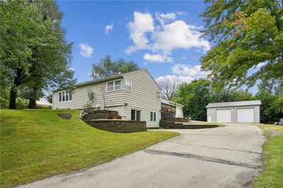/international/us/941-44th-street-se-cedar-rapids-ia-110110239994/