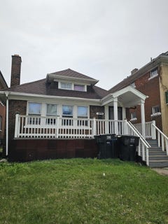 /international/us/2979-glendale-street-detroit-mi-110105426509/