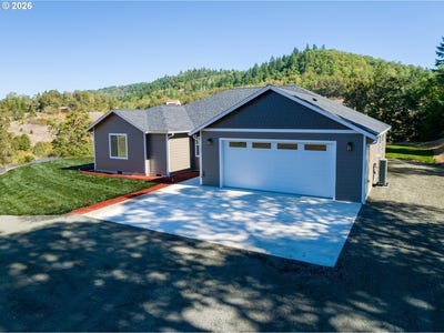 /international/us/367-karenza-ln-roseburg-or-110120418621/