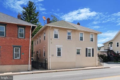 /international/us/925-county-line-road-bryn-mawr-pa-110108955865/